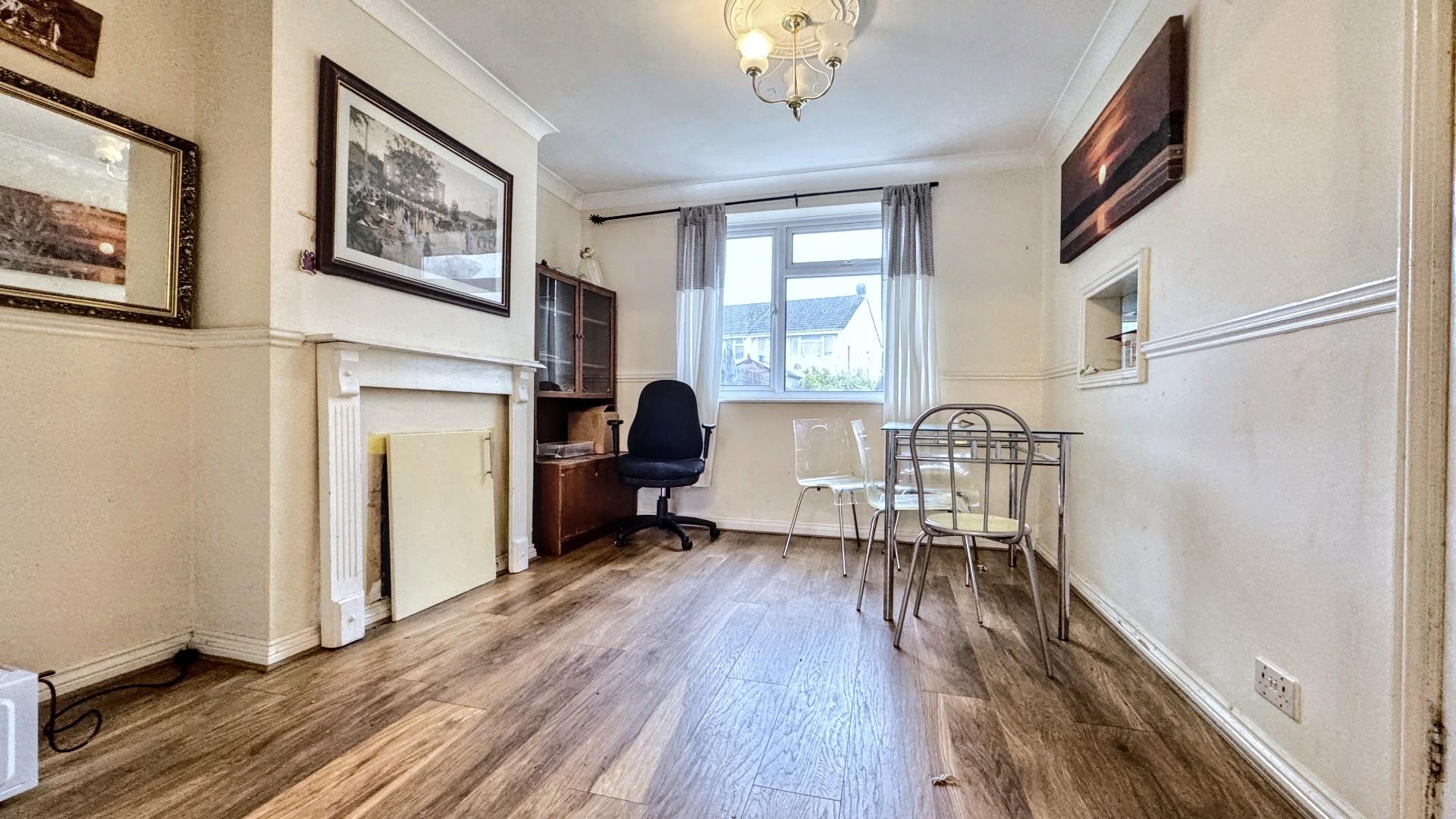 4 bed Mid Terraced House for rent in Bristol. From R and G Property - Bristol (Apex)