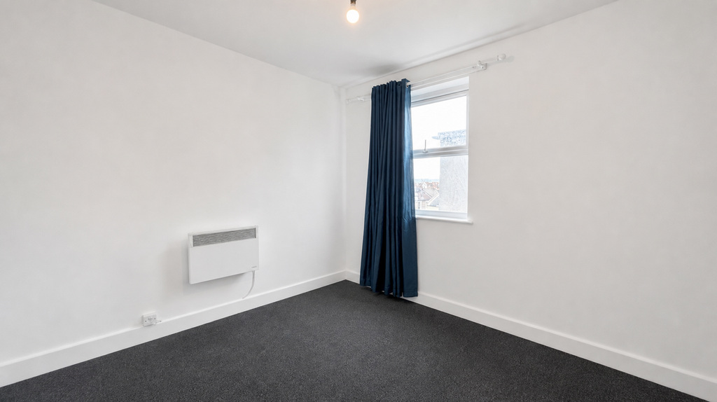 1 bed 1st Floor Flat for rent in Weston-Super-Mare. From R and G Property - Bristol (Apex)