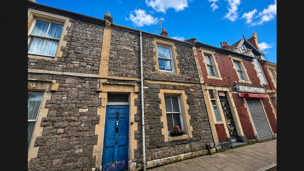 1 bed 1st Floor Flat for rent in Bristol. From R and G Property - Bristol (Apex)