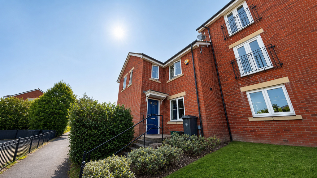 2 bed Mid Terraced House for rent in Filton. From R and G Property - Bristol (Apex) 2 bed Mid Terraced House for rent in Filton. From R and G Property - Bristol (Apex)