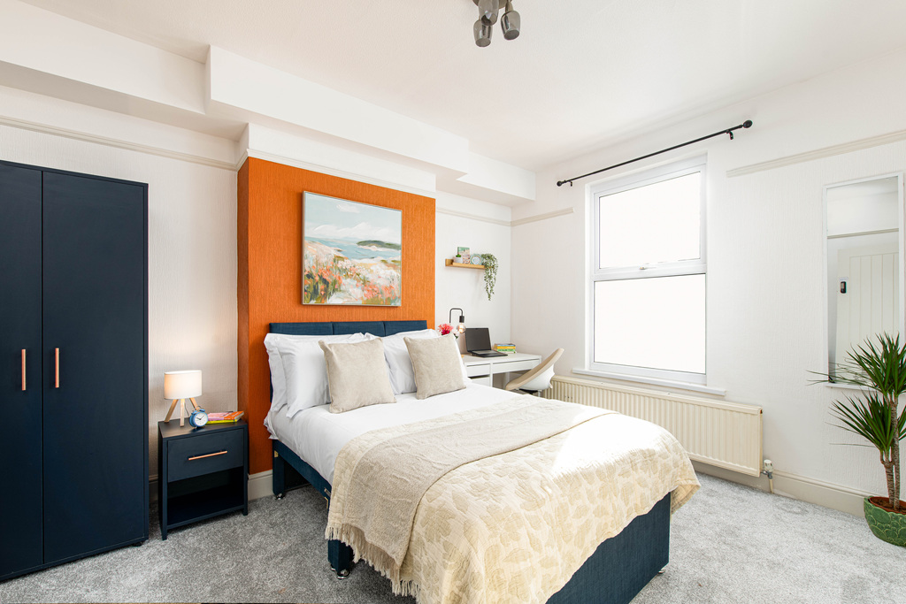 6 bed House Share for rent in Crofts End. From R and G Property - Bristol (Apex)
