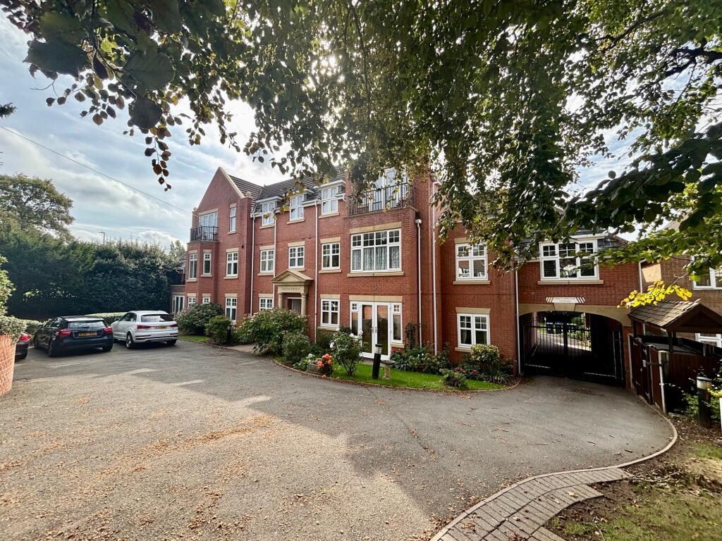2 bed 1st Floor Flat for rent in Little Aston. From Chattings - Lichfield