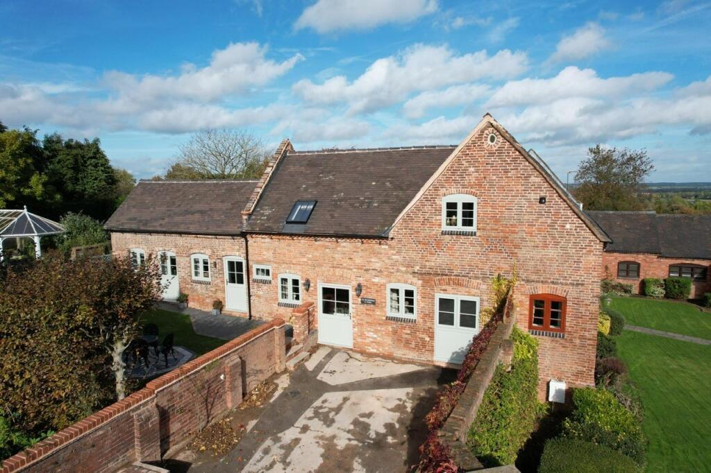 2 bed Barn Conversion for rent in Longdon Green. From Chattings - Lichfield 2 bed Barn Conversion for rent in Longdon Green. From Chattings - Lichfield