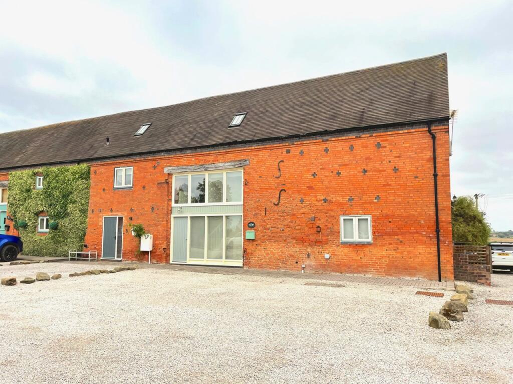 4 bed Barn Conversion for rent in Wigginton. From Chattings - Lichfield 4 bed Barn Conversion for rent in Wigginton. From Chattings - Lichfield