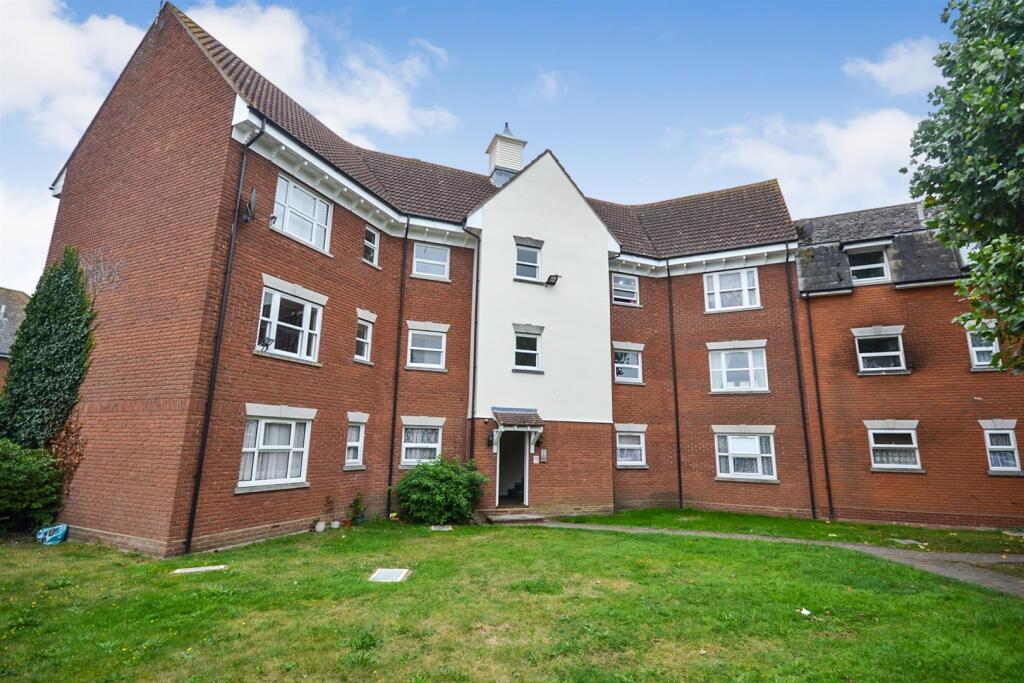 2 bed Apartment for rent in Southminster. From Church & Hawes - Burnham on Crouch