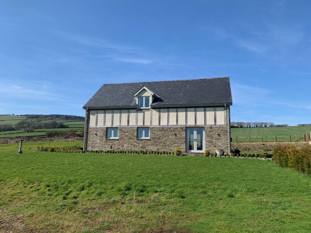 3 bed Detached for rent in Presteigne. From Cobb Amos - Hereford 3 bed Detached for rent in Presteigne. From Cobb Amos - Hereford