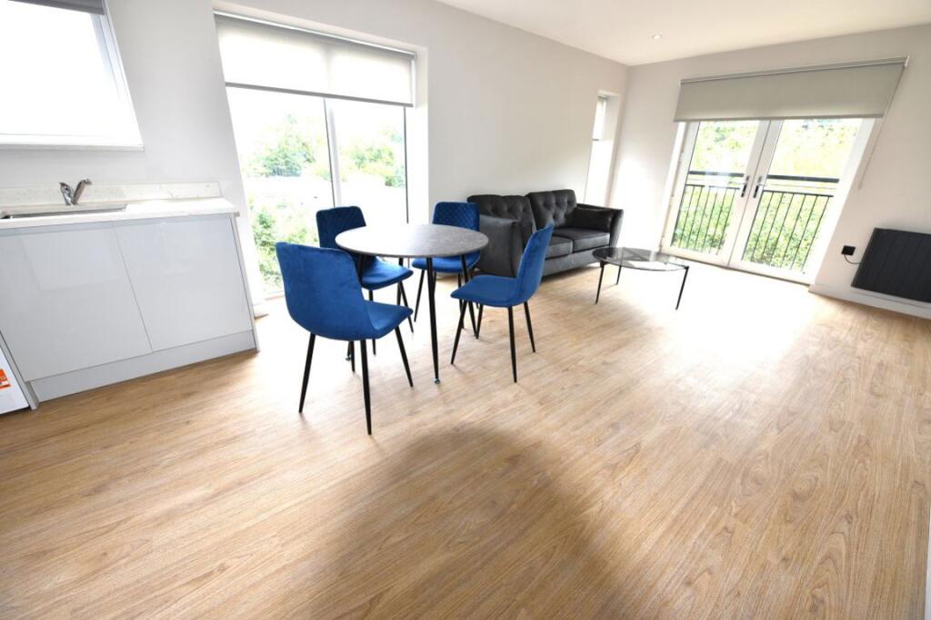 2 bed 1st Floor Flat for rent in . From DEU Estates - Leeds