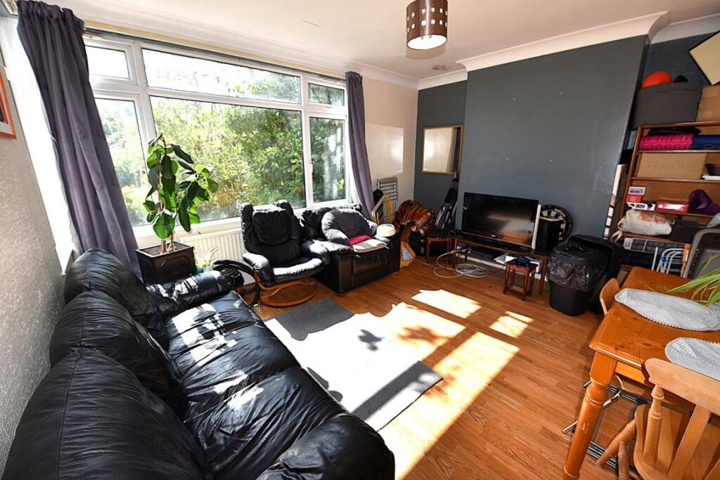 4 bed Detached for rent in Leeds. From DEU Estates - Leeds 4 bed Detached for rent in Leeds. From DEU Estates - Leeds