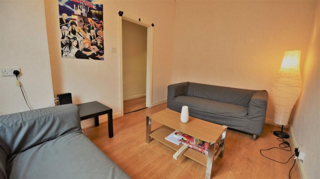 3 bed Detached for rent in Leeds. From DEU Estates - Leeds