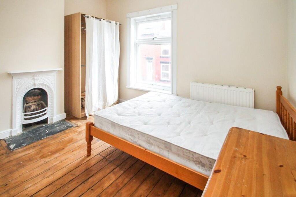 3 bed Detached for rent in Leeds. From DEU Estates - Leeds