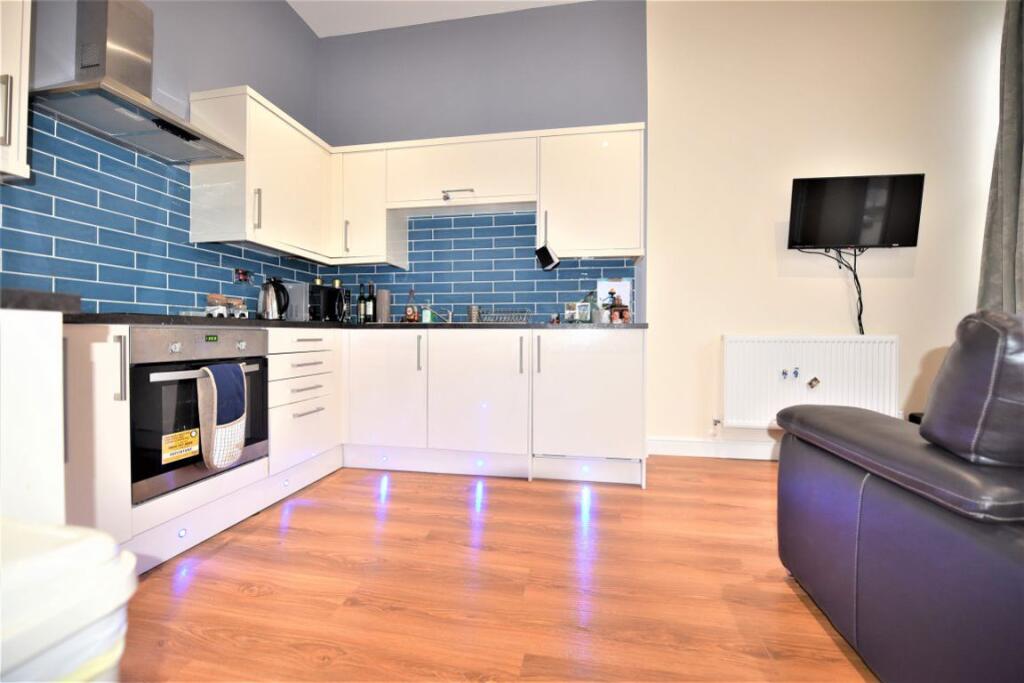 1 bed 1st Floor Flat for rent in Leeds. From DEU Estates - Leeds