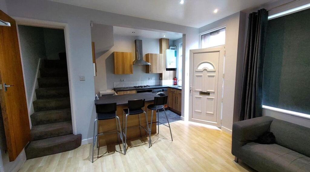 3 bed Detached for rent in Leeds. From DEU Estates - Leeds