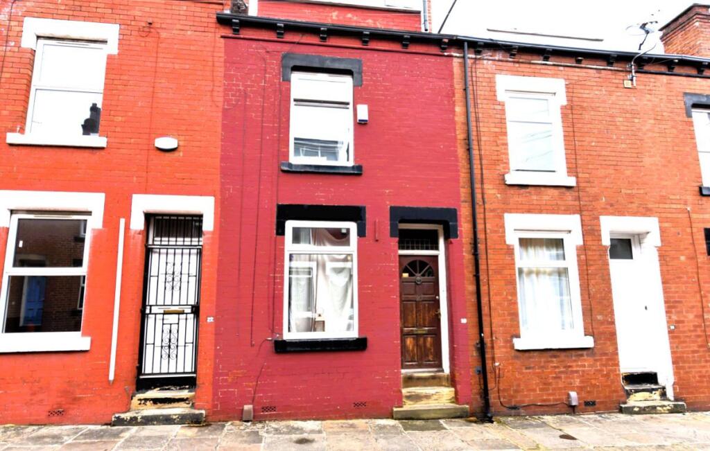 4 bed Detached for rent in Leeds. From DEU Estates - Leeds