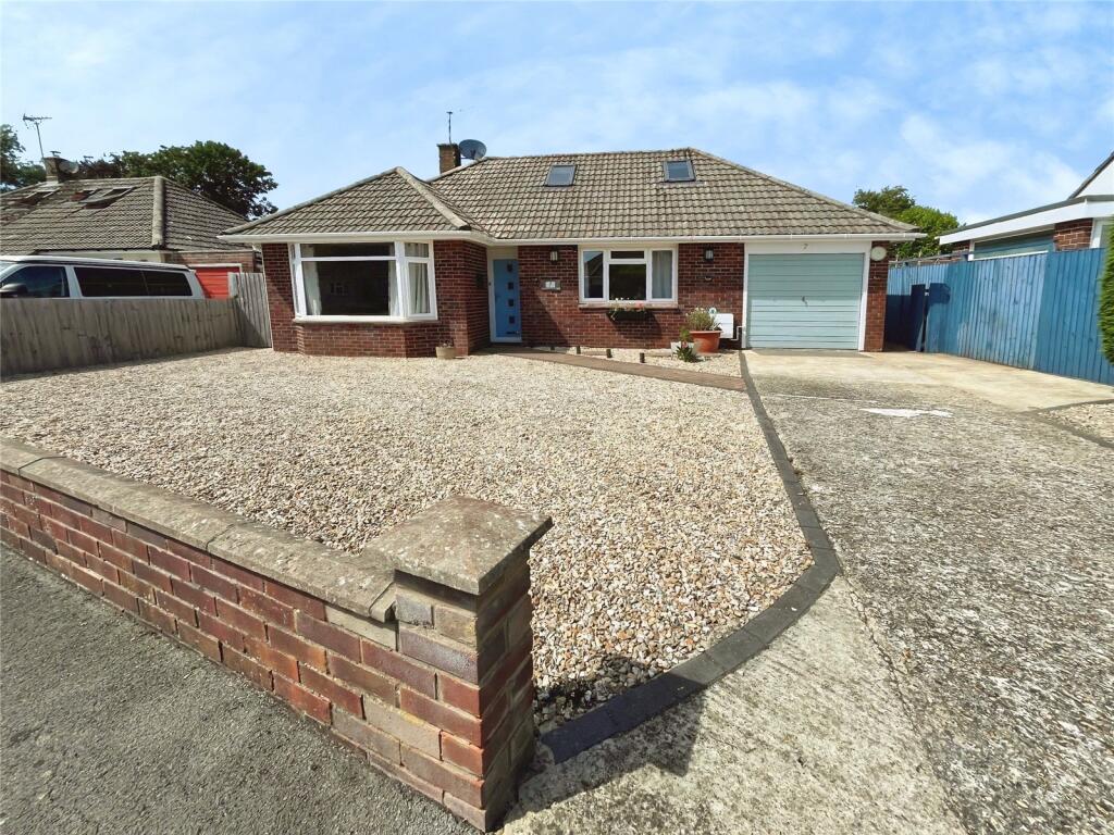 2 bed Detached bungalow for rent in Crossways. From Dorset Property - Dorchester 2 bed Detached bungalow for rent in Crossways. From Dorset Property - Dorchester