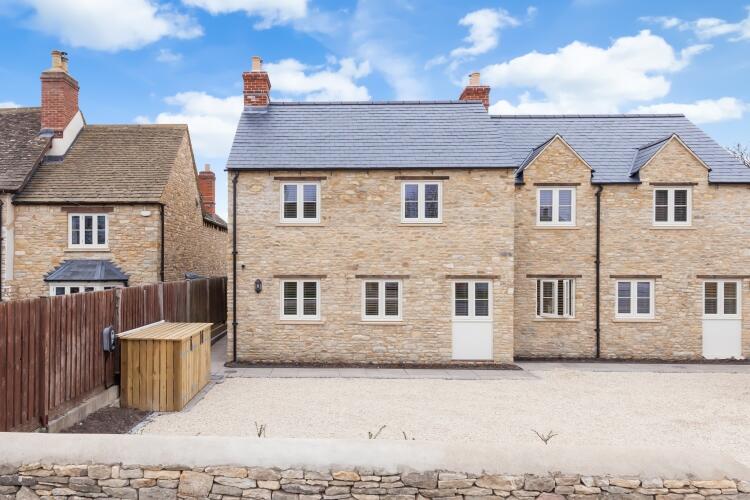 4 bed Semi Detached for rent in Long Hanborough. From Finders Keepers - Witney 4 bed Semi Detached for rent in Long Hanborough. From Finders Keepers - Witney