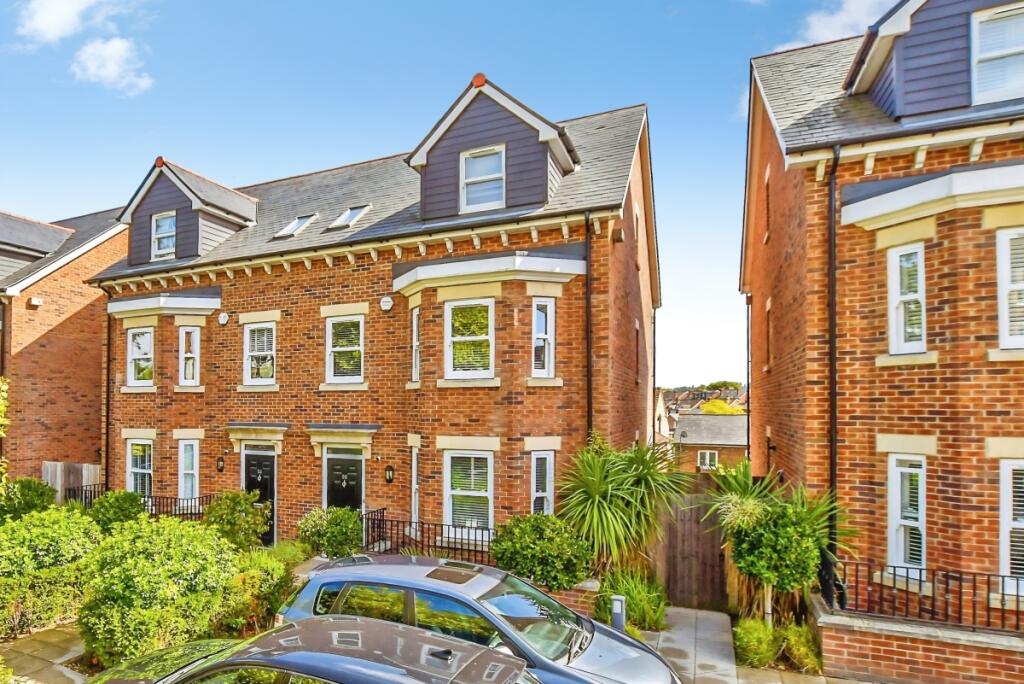 4 bed Town House for rent in Southborough. From Fine & Country Residential Lettings - Canterbury