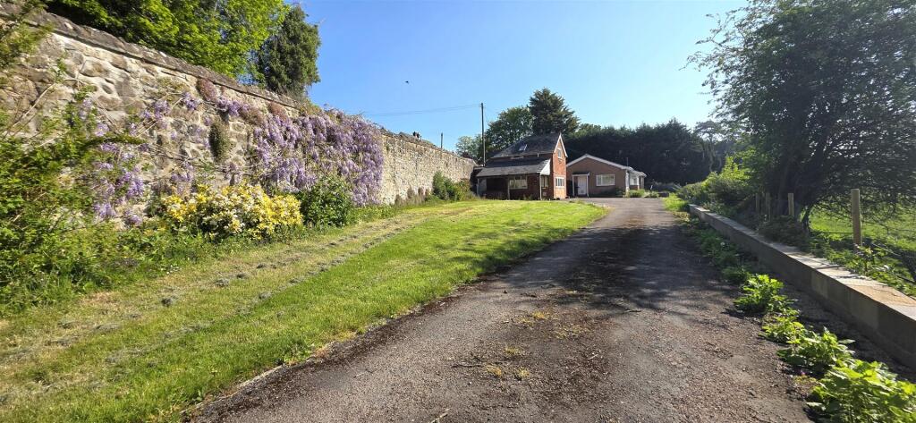 3 bed Bungalow for rent in Woolhope. From Flint & Cook - Hereford