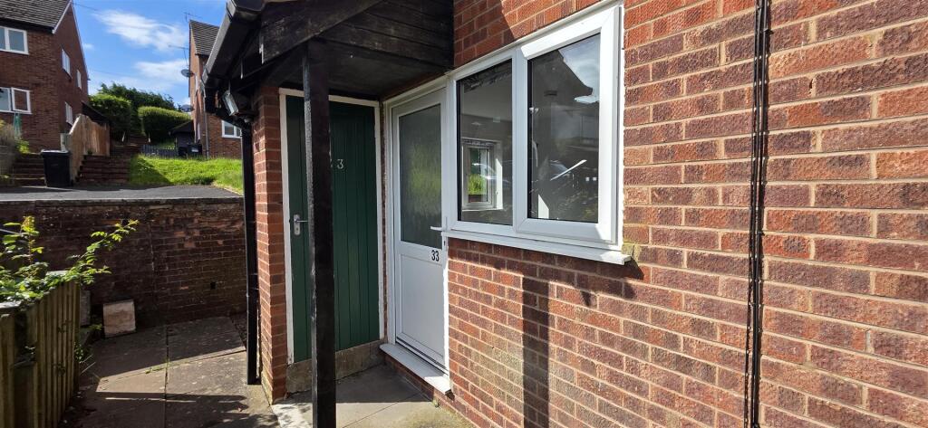 1 bed Mid Terraced House for rent in Rockgreen. From Flint & Cook - Hereford 1 bed Mid Terraced House for rent in Rockgreen. From Flint & Cook - Hereford