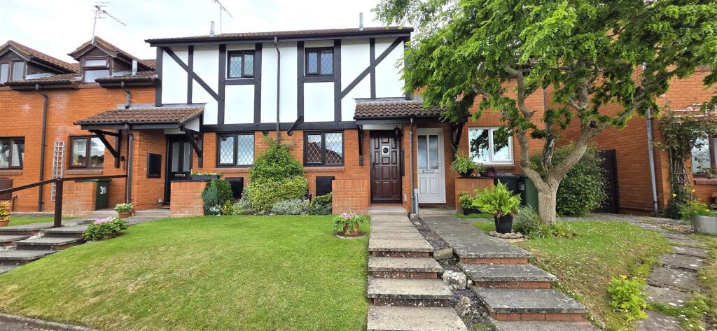 1 bed Mid Terraced House for rent in Hereford. From Flint & Cook - Hereford 1 bed Mid Terraced House for rent in Hereford. From Flint & Cook - Hereford