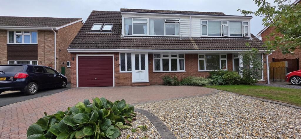 4 bed Semi Detached for rent in Lugwardine. From Flint & Cook - Hereford 4 bed Semi Detached for rent in Lugwardine. From Flint & Cook - Hereford