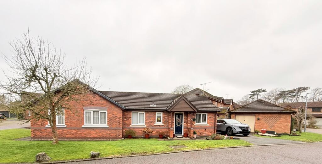 2 bed Bungalow for rent in Childer Thornton. From Grosvenor Properties UK Ltd - Wirral 2 bed Bungalow for rent in Childer Thornton. From Grosvenor Properties UK Ltd - Wirral