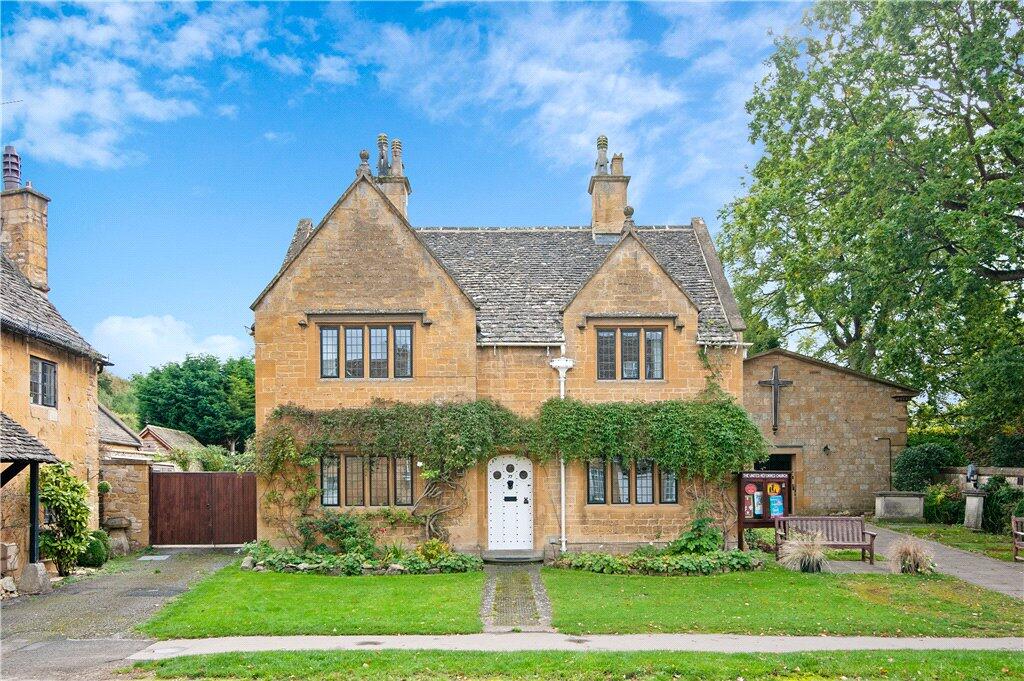 4 bed Detached for rent in Broadway. From Hayman-Joyce Estate Agents - Moreton-In-Marsh