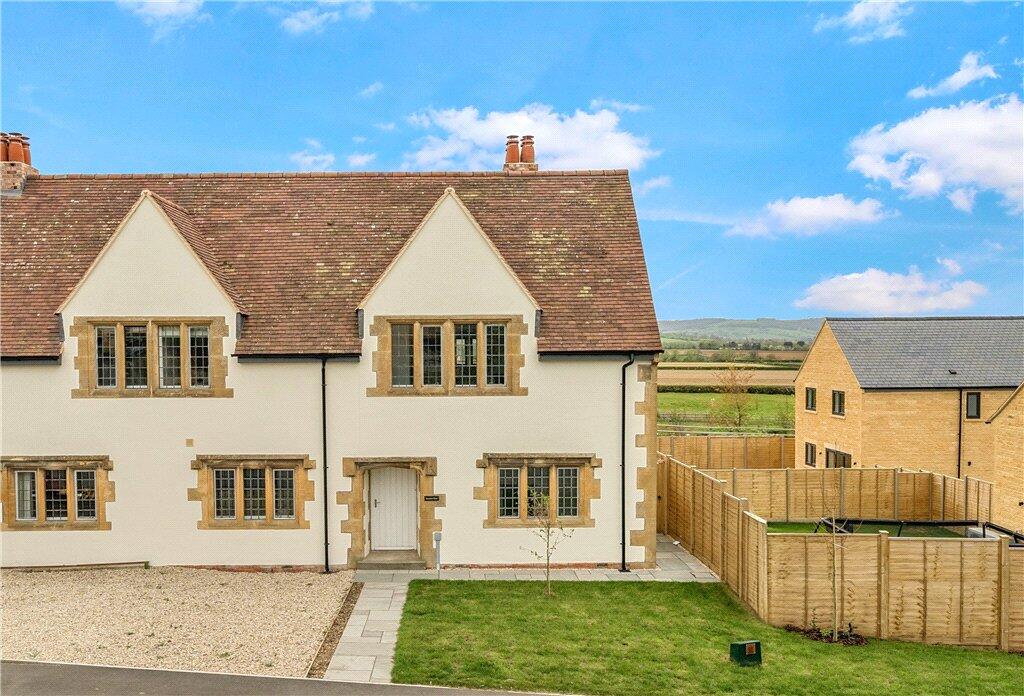 3 bed End of Terrace for rent in New Town. From Hayman-Joyce Estate Agents - Moreton-In-Marsh 3 bed End of Terrace for rent in New Town. From Hayman-Joyce Estate Agents - Moreton-In-Marsh