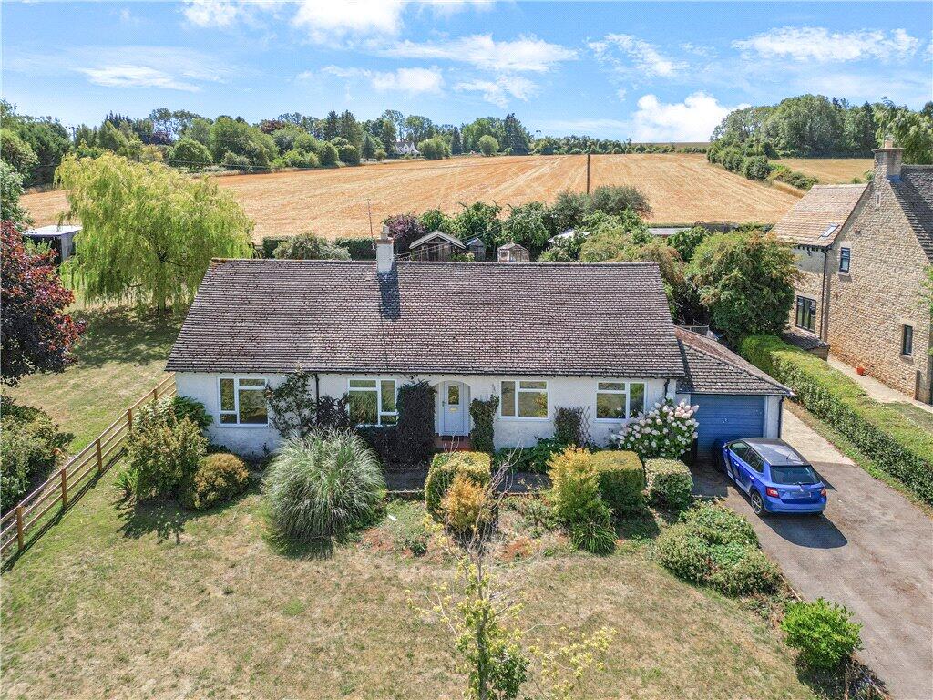 3 bed House (unspecified) for rent in Bourton-on-the-Water. From Hayman-Joyce Estate Agents - Moreton-In-Marsh 3 bed House (unspecified) for rent in Bourton-on-the-Water. From Hayman-Joyce Estate Agents - Moreton-In-Marsh