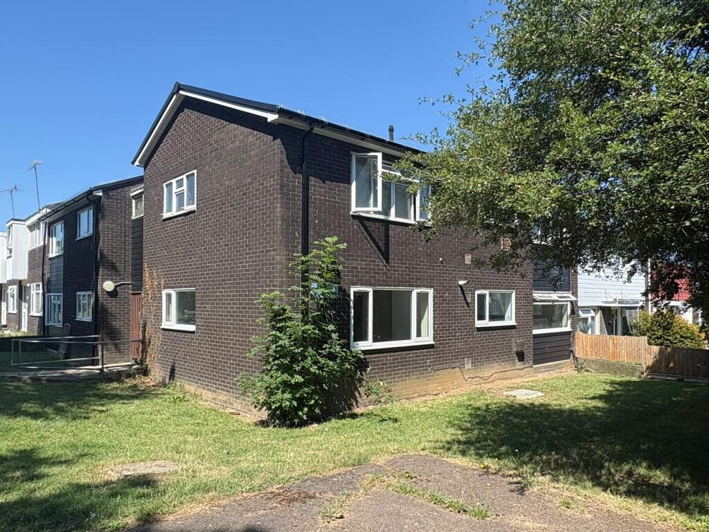 2 bed House (unspecified) for rent in Basildon. From Heale Property Management - Canvey Island 2 bed House (unspecified) for rent in Basildon. From Heale Property Management - Canvey Island