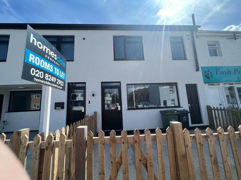 1 bed HMO for rent in Swanscombe. From Homesdale Property Limited - Bromley