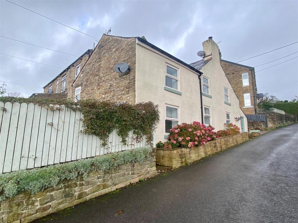3 bed End of Terrace for rent in New Mills. From Jordan Fishwick - Disley 3 bed End of Terrace for rent in New Mills. From Jordan Fishwick - Disley