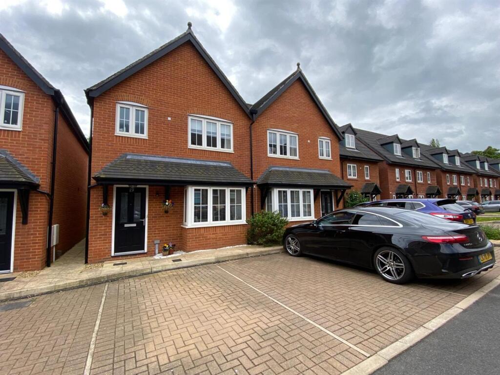 3 bed Semi Detached for rent in Macclesfield. From Jordan Fishwick - Macclesfield