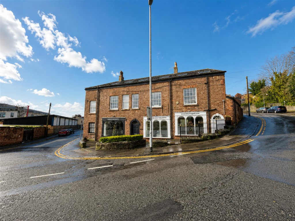 2 bed Apartment for rent in Sutton Lane Ends. From Jordan Fishwick - Macclesfield