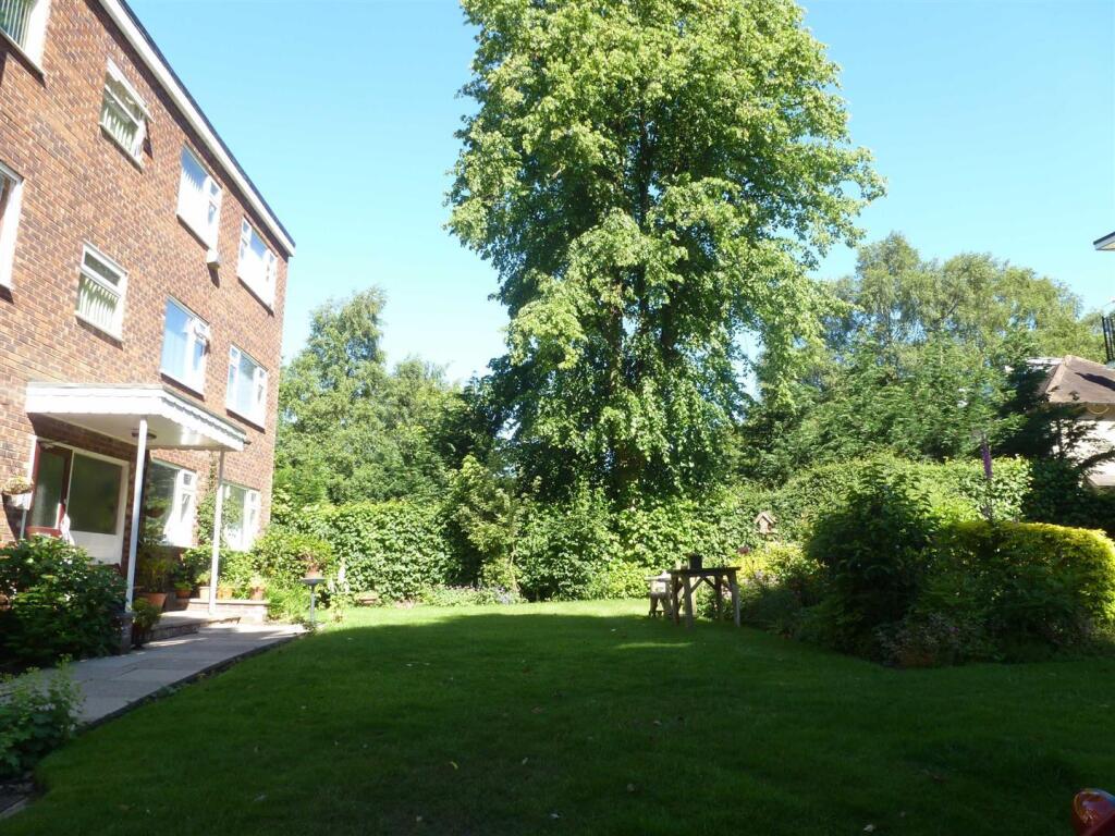 2 bed 1st Floor Flat for rent in Macclesfield. From Jordan Fishwick - Macclesfield 2 bed 1st Floor Flat for rent in Macclesfield. From Jordan Fishwick - Macclesfield