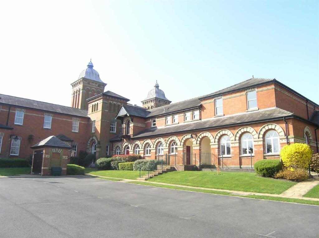2 bed Apartment for rent in Macclesfield. From Jordan Fishwick - Macclesfield