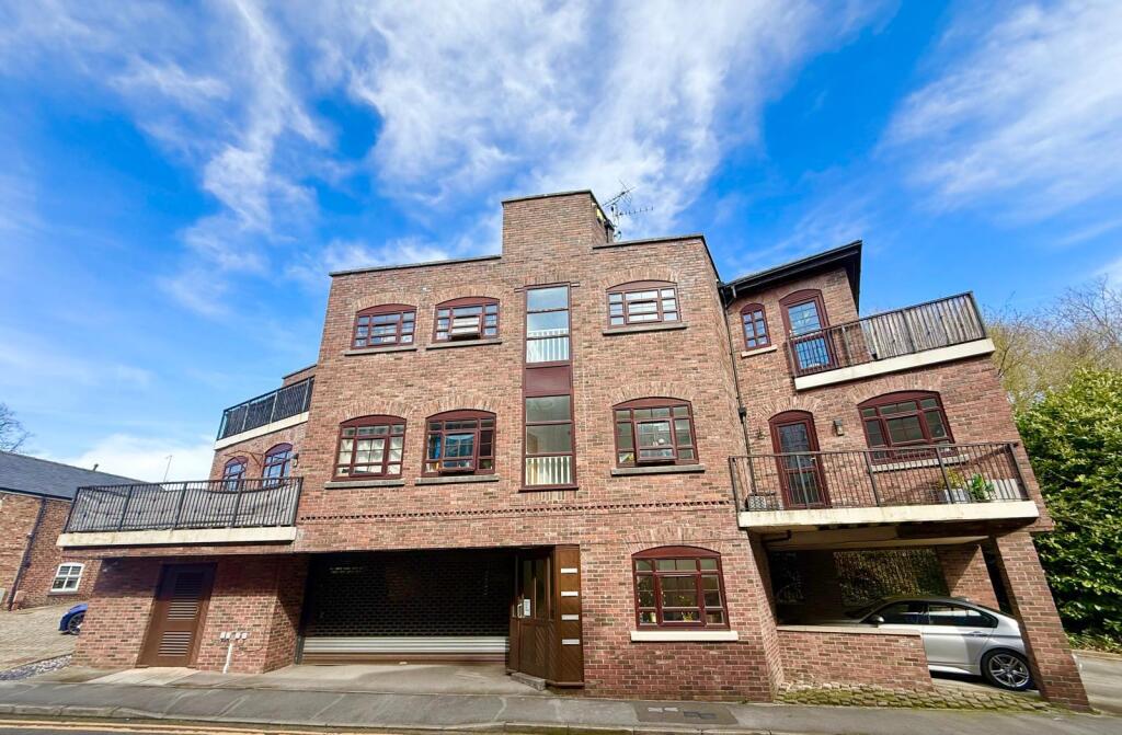 2 bed 1st Floor Flat for rent in Macclesfield. From Jordan Fishwick - Macclesfield