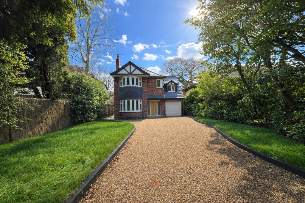 5 bed Detached for rent in Wilmslow. From Jordan Fishwick - Wilmslow