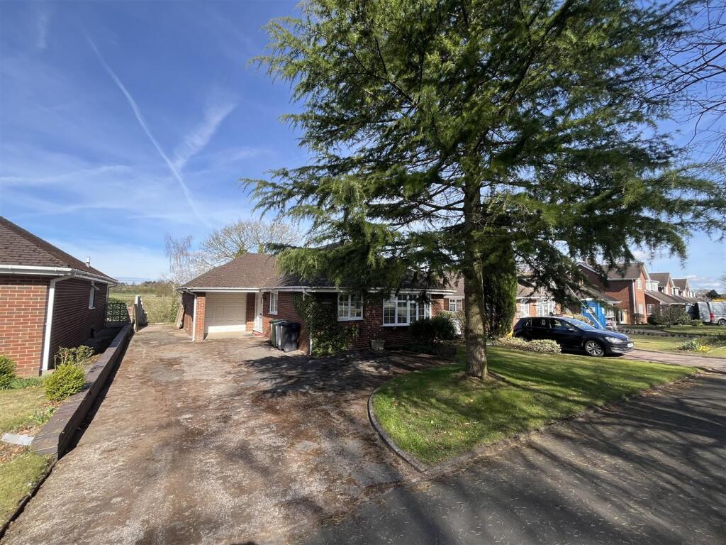 2 bed Bungalow for rent in Macclesfield. From Jordan Fishwick - Wilmslow