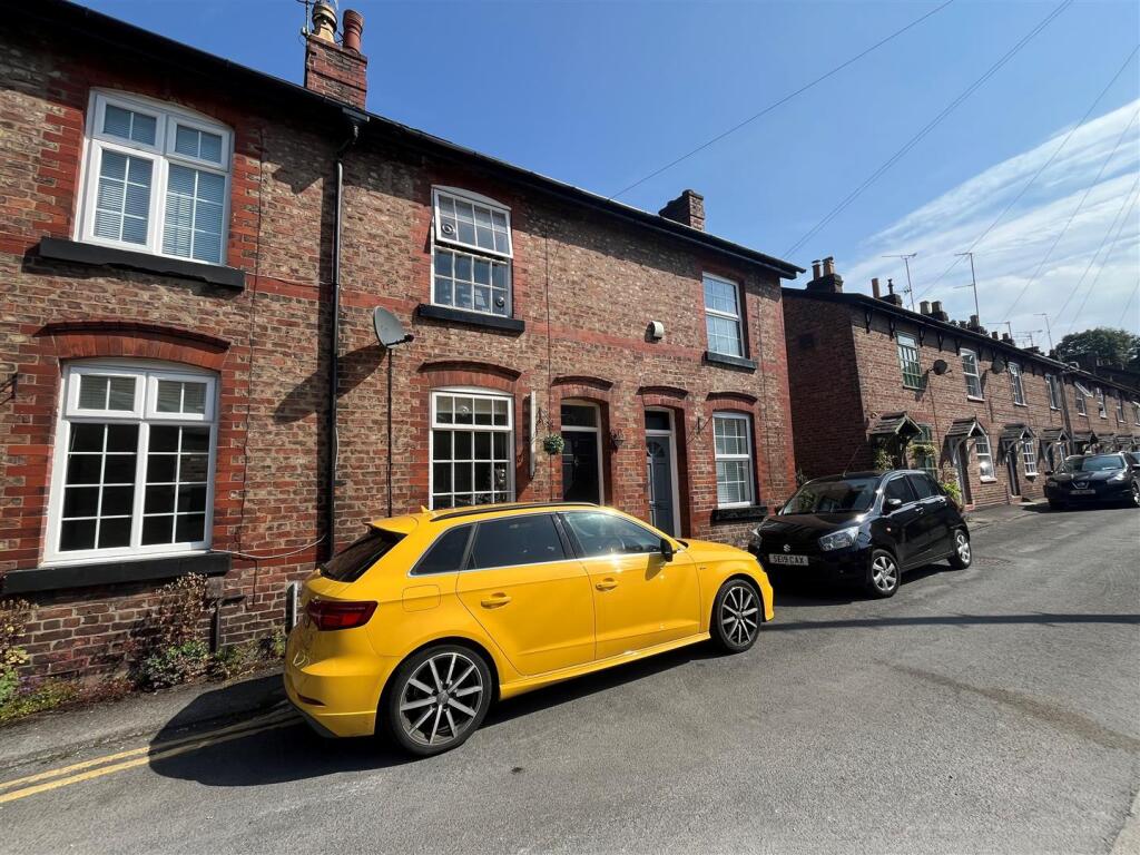 2 bed Detached for rent in Wilmslow. From Jordan Fishwick - Wilmslow