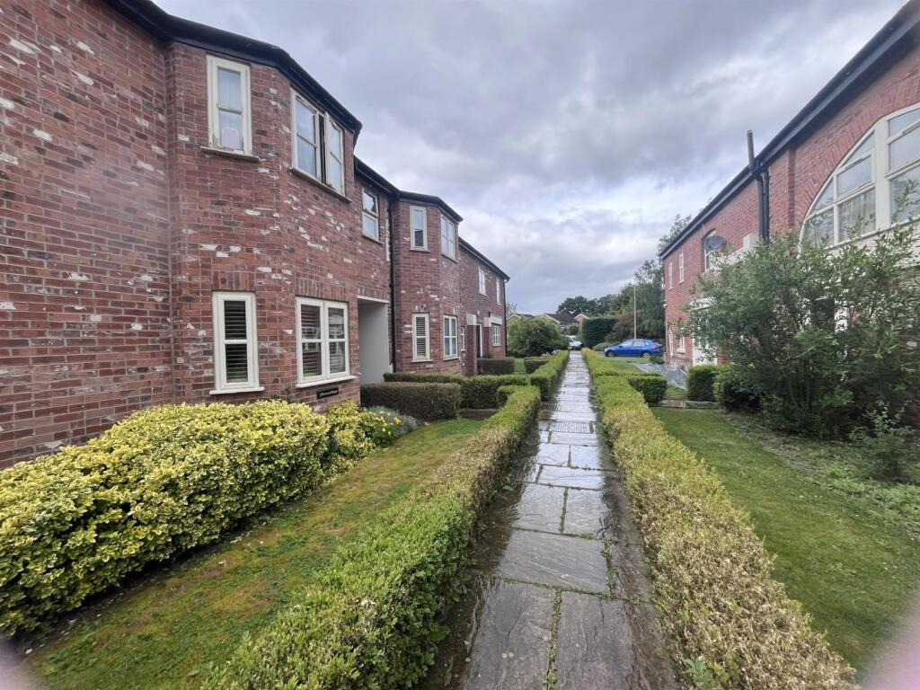 2 bed Apartment for rent in Cheadle Hulme. From Jordan Fishwick - Wilmslow