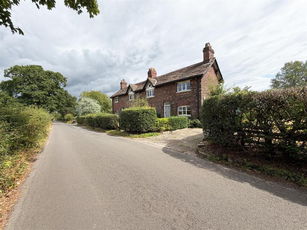 5 bed Detached for rent in Mottram St Andrew. From Jordan Fishwick - Wilmslow