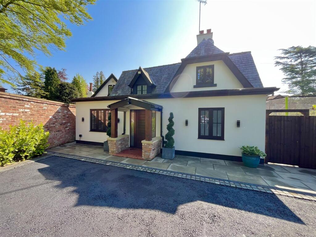 4 bed Detached for rent in Wilmslow. From Jordan Fishwick - Wilmslow