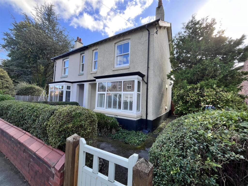 3 bed Semi Detached for rent in Wilmslow. From Jordan Fishwick - Wilmslow