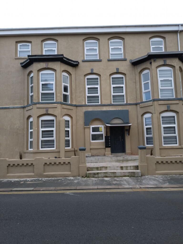 3 bed Apartment for rent in Blackpool. From Kenricks Commercial Estate Agents - Blackpool