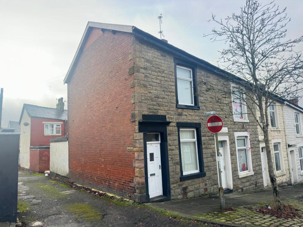 2 bed Mid Terraced House for rent in Blackburn. From Keystone - Rochdale 2 bed Mid Terraced House for rent in Blackburn. From Keystone - Rochdale