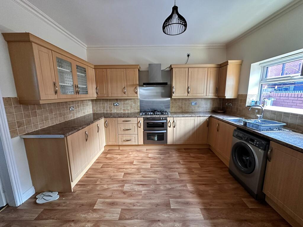 3 bed Mid Terraced House for rent in Trub. From Keystone - Rochdale 3 bed Mid Terraced House for rent in Trub. From Keystone - Rochdale