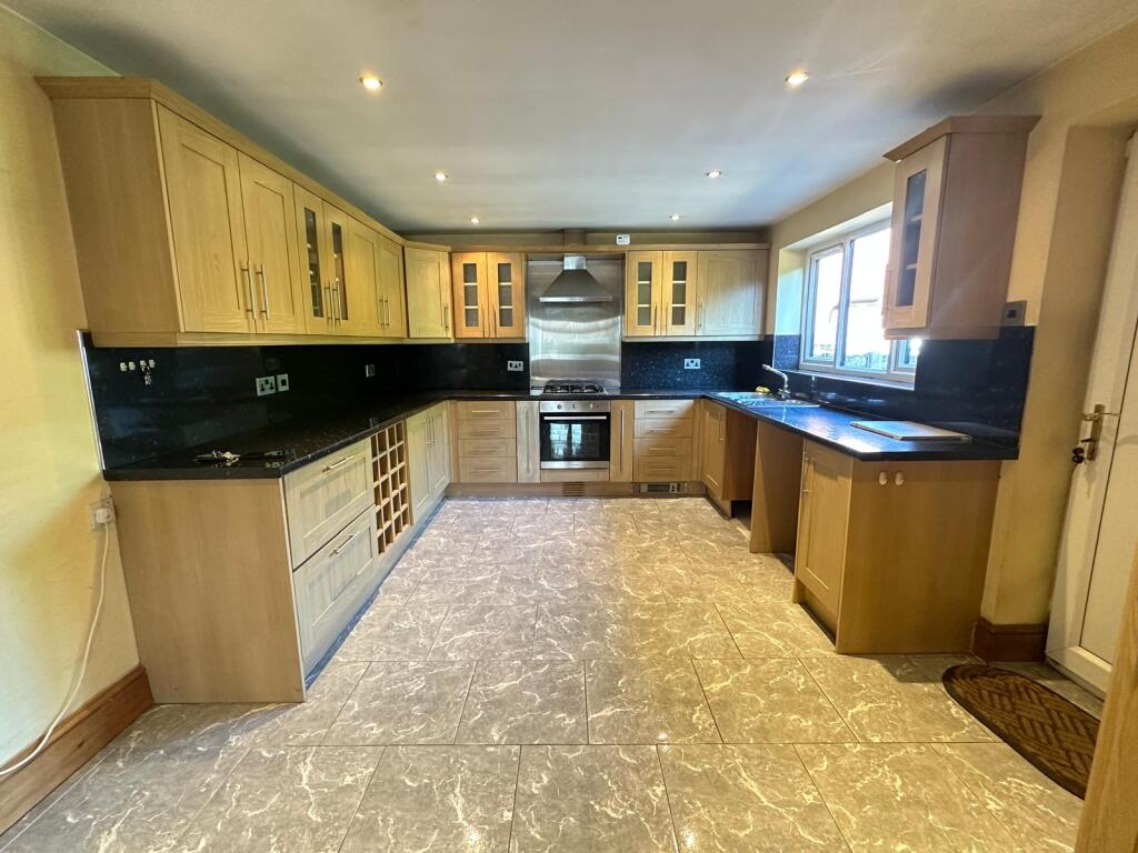 2 bed Mid Terraced House for rent in Wardle. From Keystone - Rochdale 2 bed Mid Terraced House for rent in Wardle. From Keystone - Rochdale