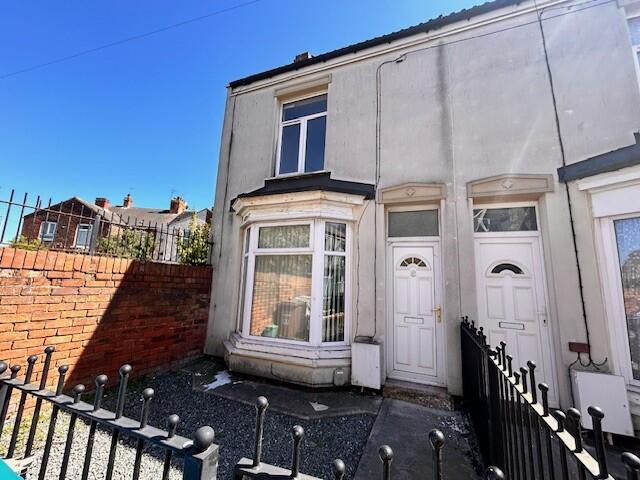 2 bed End of Terrace for rent in Hull. From Let's Move Sales and Lettings - Hull