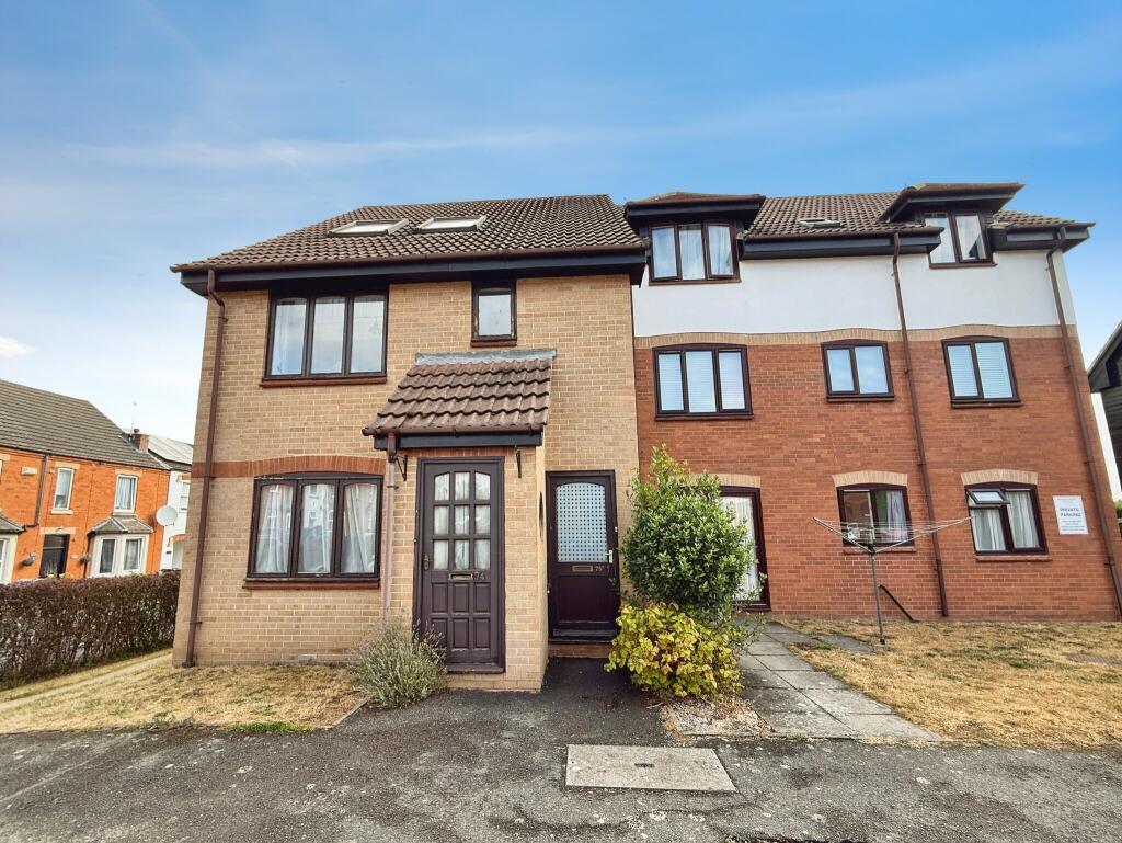 3 bed Apartment for rent in Grantham. From Let's Move Sales and Lettings - Hull