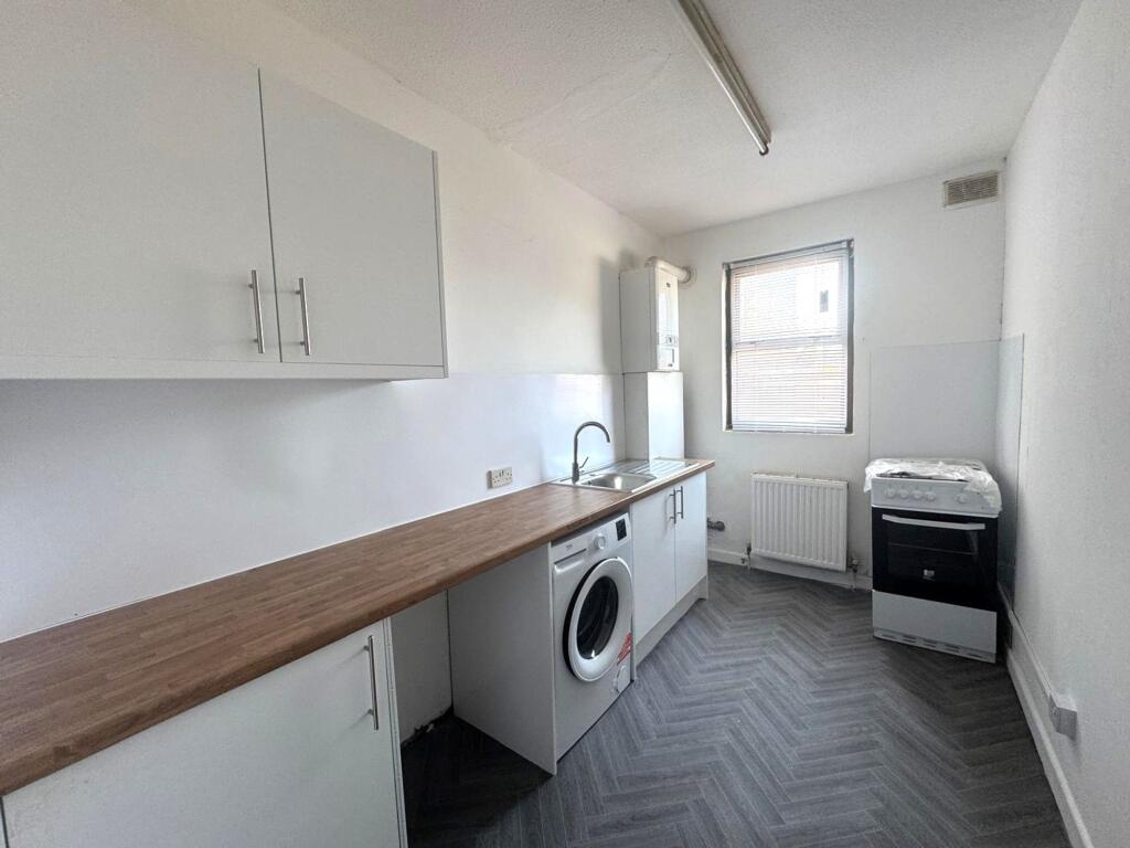 2 bed 1st Floor Flat for rent in Crofts End. From Lets Rent Bristol - Bristol